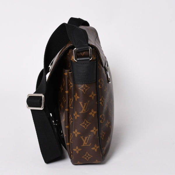 Very Good Condition LOUIS VUITTON Christopher Messenger Bag M41643 Monogram Macassar PVC Leather Brown Used 4a002454