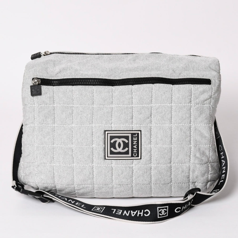 CHANEL シャネル スポーツライン ショルダーバッグ A28543 10番台 ココマーク チョコバー グレー シルバー金具 美品 中古 4a002831