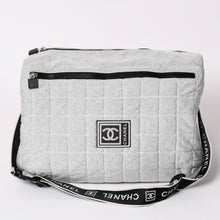画像をギャラリービューアに読み込む, CHANEL シャネル スポーツライン ショルダーバッグ A28543 10番台 ココマーク チョコバー グレー シルバー金具 美品 中古 4a002831