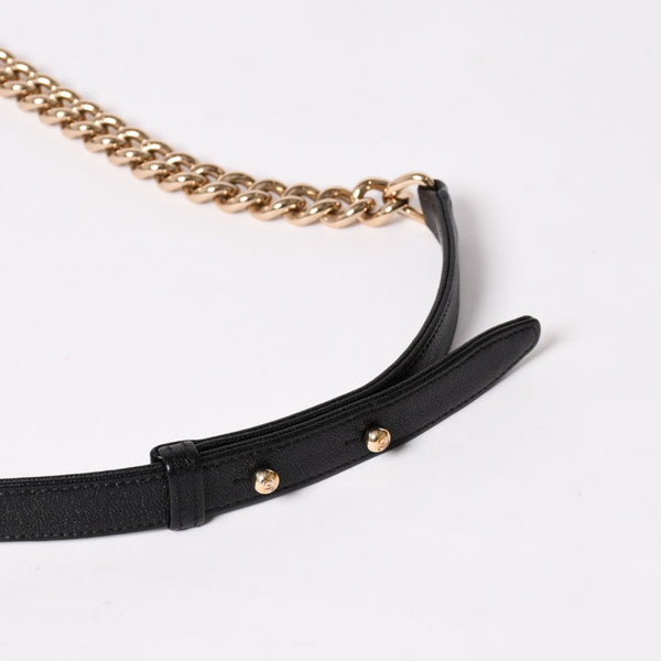 極美品 CHANEL シャネル ボーイシャネル チェーンショルダーバッグ V字ステッチ シェブロン キャビアスキン ブラック ゴールド金具 29番台 中古 4a003047