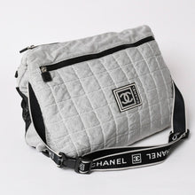 画像をギャラリービューアに読み込む, CHANEL シャネル スポーツライン ショルダーバッグ A28543 10番台 ココマーク チョコバー グレー シルバー金具 美品 中古 4a002831