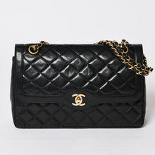 画像をギャラリービューアに読み込む, CHANEL シャネル マトラッセ Wフラップ Wチェーンショルダーバッグ A2800 1番台 パリ限定 ココマーク ラムスキン ブラック 美品 中古 4a003036