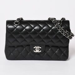 極美品 CHANEL シャネル マトラッセ23 Wフラップ Wチェーンショルダーバッグ 26番台 ココマーク キャビアスキン ブラック 中古 4a002997