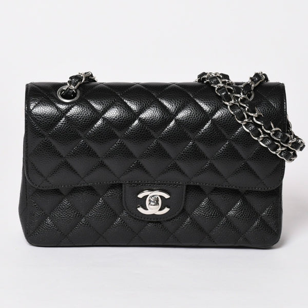 極美品 CHANEL シャネル マトラッセ23 Wフラップ Wチェーンショルダーバッグ 26番台 ココマーク キャビアスキン ブラック 中古 4a002997