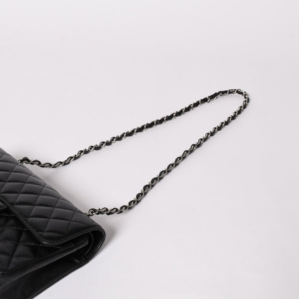 極美品 CHANEL シャネル マトラッセ23 Wフラップ Wチェーンショルダーバッグ 26番台 ココマーク キャビアスキン ブラック 中古 4a002997
