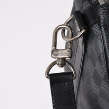Load image into Gallery viewer, 極美品 LOUIS VUITTON ルイヴィトン ボストン キーポルバンドリエール45 ダミエグラフィット N41418 ブラック シルバー金具 4a002832
