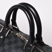 Load image into Gallery viewer, 極美品 LOUIS VUITTON ルイヴィトン ボストン キーポルバンドリエール45 ダミエグラフィット N41418 ブラック シルバー金具 4a002832
