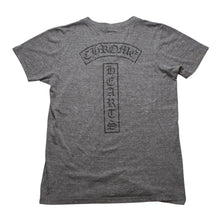 画像をギャラリービューアに読み込む, CHROME HEARTS クロムハーツ Vネック 半袖Tシャツ サイズL ホースシュー オールドイングリッシュロゴ スター 霜降りグレー 美品 中古 4a002861