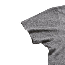 画像をギャラリービューアに読み込む, CHROME HEARTS クロムハーツ × FOTI フォティ ミスラーレン Vネック半袖Tシャツ サイズL ジャービス ラメ 霜降りグレー 美品 中古 4a002862