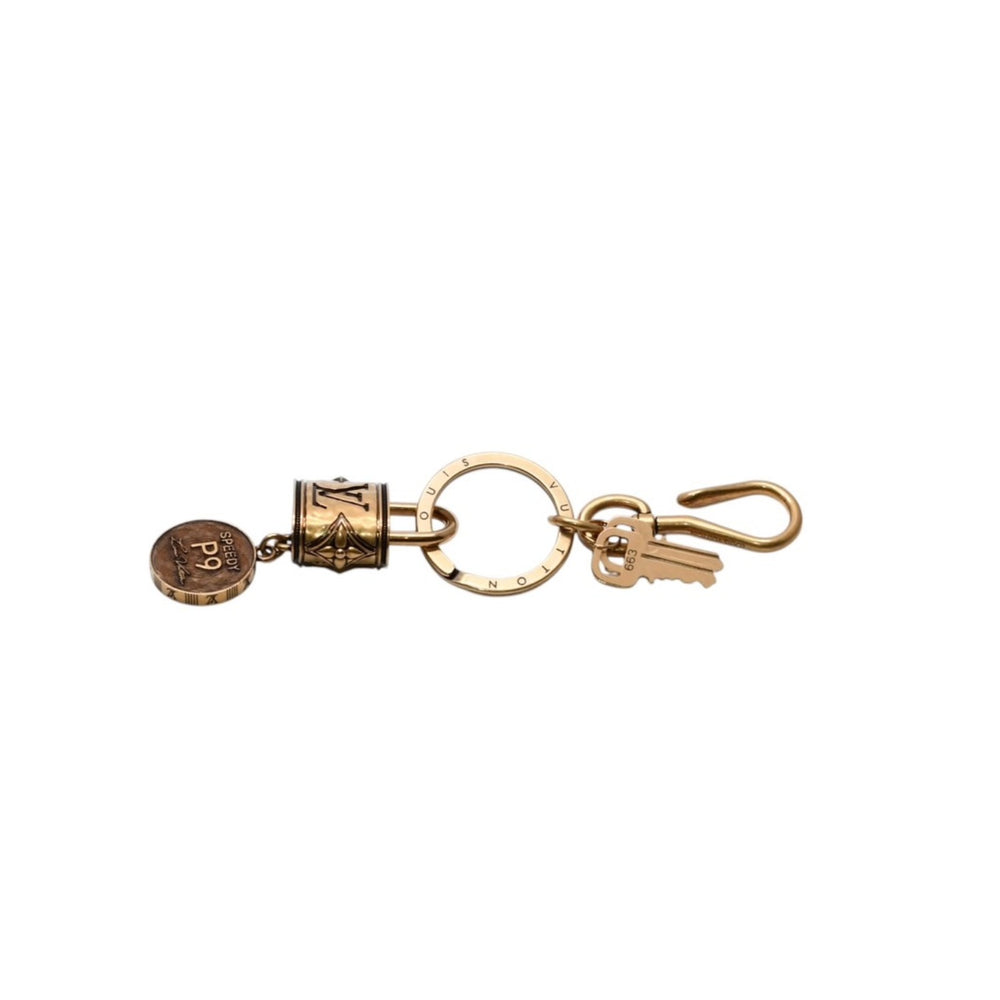 New and unused LOUIS VUITTON Lobster Charm Keychain M03180 P9 Padlock Used 4a002902