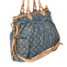 画像をギャラリービューアに読み込む, 極美品 LOUIS VUITTON ルイヴィトン ハンドバッグ ネオカヴィGM M95350 モノグラムデニム ゴールド金具 中古 4a003035