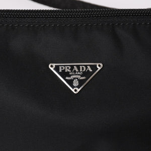 PRADA プラダ ナイロン アクセサリーポーチ ミニバッグ Re-Nylon トライアングルロゴ ブラック シルバー金具 美品 中古 4a003020