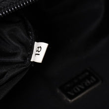 画像をギャラリービューアに読み込む, PRADA プラダ ナイロン アクセサリーポーチ ミニバッグ Re-Nylon トライアングルロゴ ブラック シルバー金具 美品 中古 4a003020