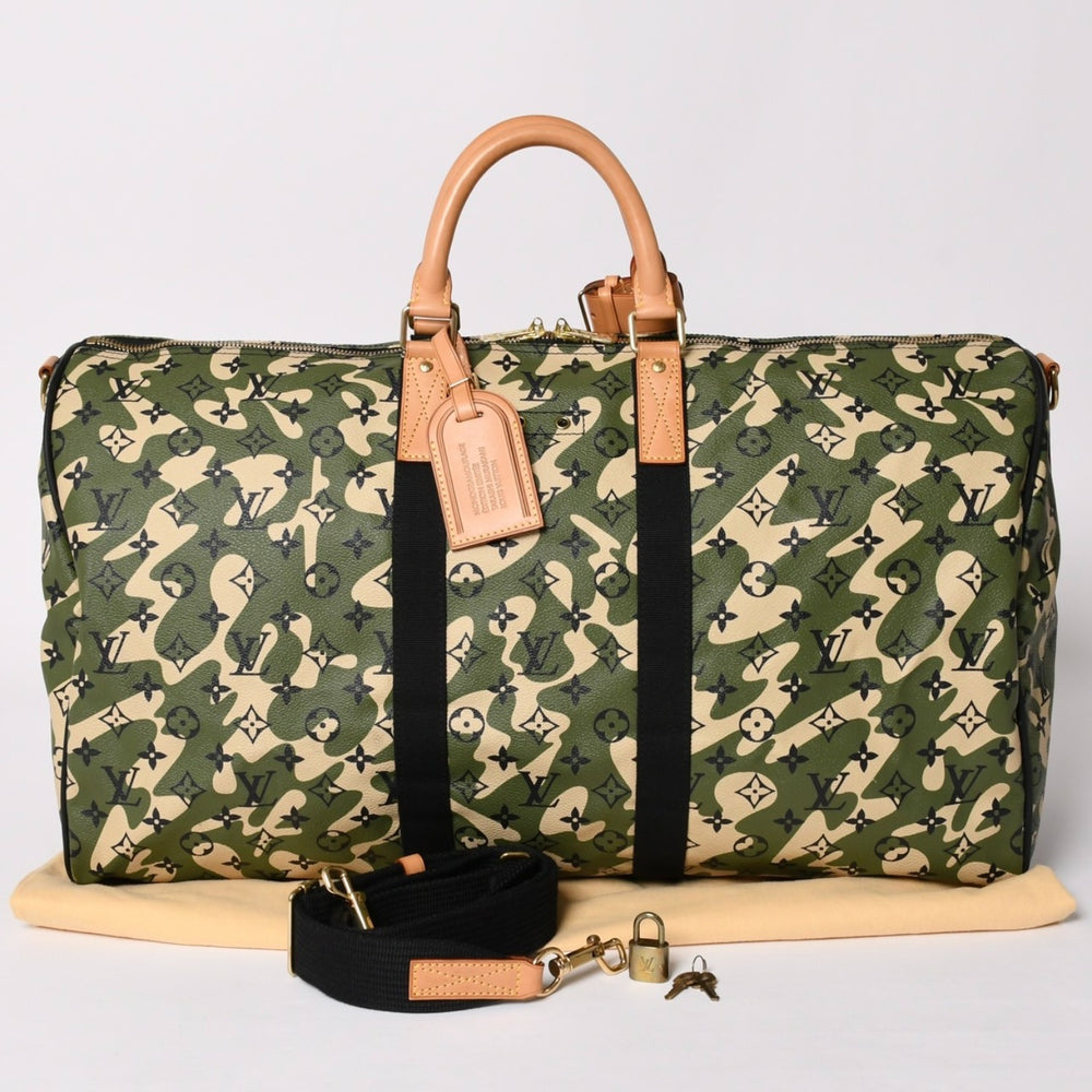 極美品 LOUIS VUITTON ルイヴィトン ×村上隆 キーポルバンドリエール55 モノグラムモフラージュ M95774 ゴールド金具 中古 4a002879