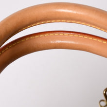 Load image into Gallery viewer, 極美品 LOUIS VUITTON ルイヴィトン ×村上隆 キーポルバンドリエール55 モノグラムモフラージュ M95774 ゴールド金具 中古 4a002879