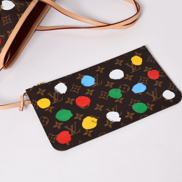 新品同様 LOUIS VUITTON ルイヴィトン LV×YK ネヴァーフルＭＭ M46381 草間彌生 モノグラム ブラウン 中古 4a002836