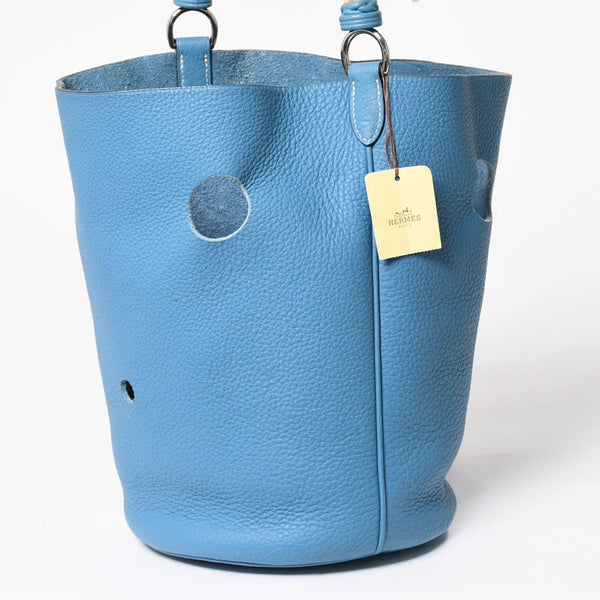 Very Good Condition HERMES Manjoir PM Handbag Blue Jean Taurillon Clemence Drawstring Type K Engraved Silver Hardware Used 4a002906