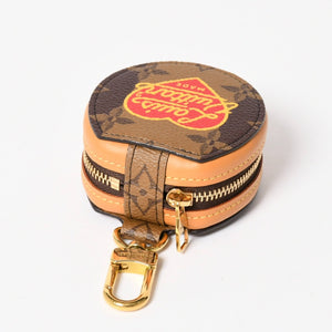 極美品 LOUIS VUITTON ルイヴィトン × NIGO ニゴー エテュイ イヤホン ポーチ GI0716 モノグラムストライプ ブラウン 中古 4a002754