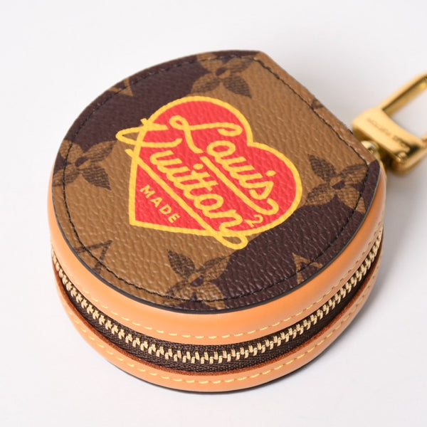 極美品 LOUIS VUITTON ルイヴィトン × NIGO ニゴー エテュイ イヤホン ポーチ GI0716 モノグラムストライプ ブラウン 中古 4a002754