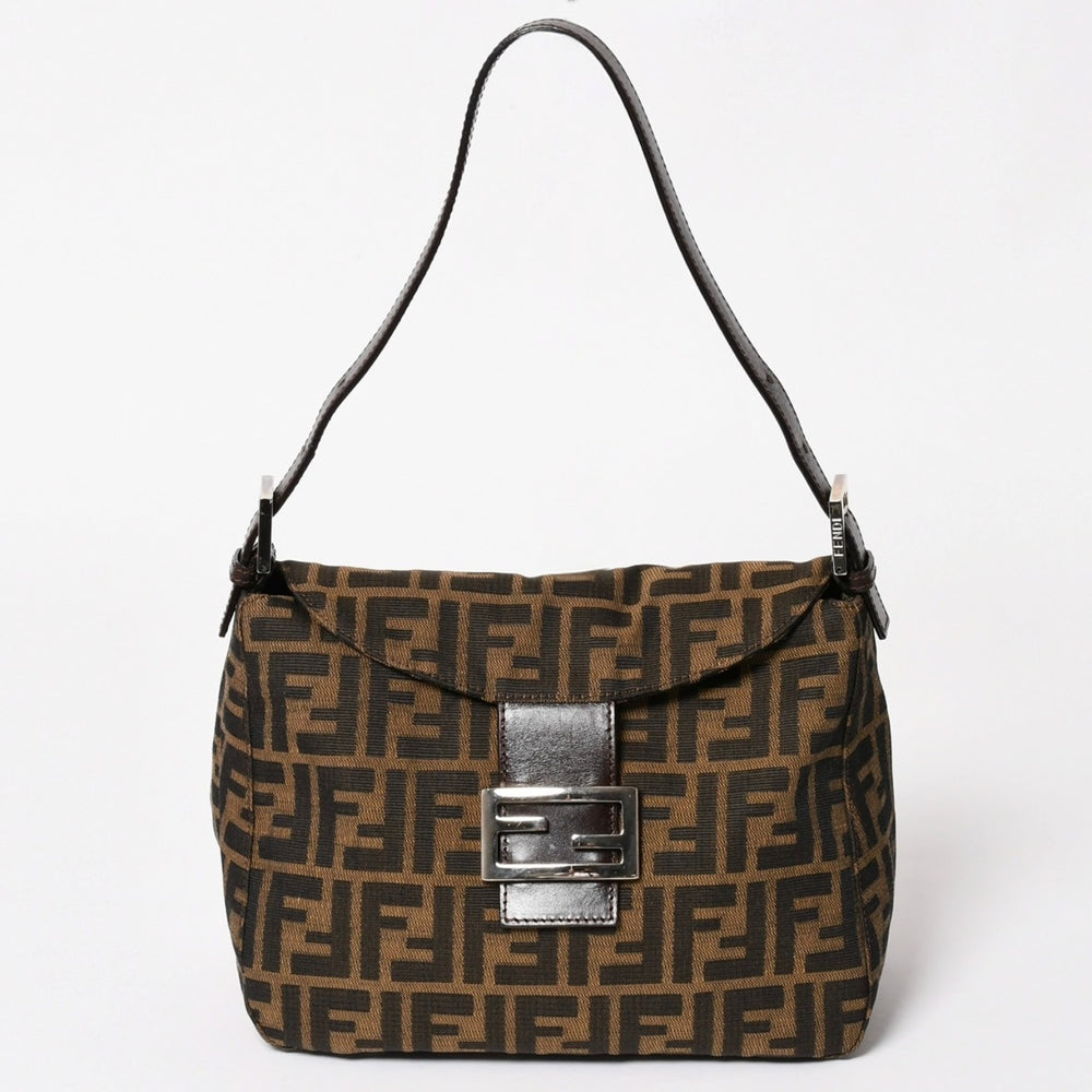 極美品 FENDI フェンディ マンマバケット ワンショルダーバッグ 2228 26425 ブラウン ズッカ柄 シルバー金具 中古 4a003218