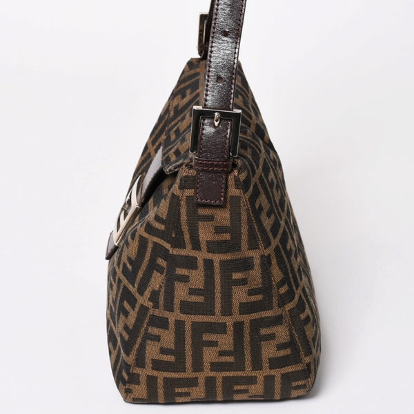 Very Good Condition FENDI Mamma Bucket One Shoulder Bag 2228 26425 Brown Zucca Pattern Silver Hardware Used 4a003218