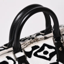 画像をギャラリービューアに読み込む, 極美品 LOUIS VUITTON ルイヴィトン スピーディー バンドリエール25 M45563 タフテッドモノグラム ブラック ホワイト シルバー金具 中古 4a003109 6