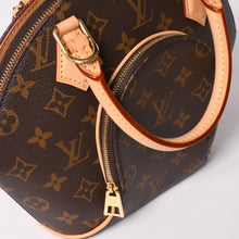 Load image into Gallery viewer, 新品同様 LOUIS VUITTON ルイヴィトン エリプスPM ハンドバッグ M46196 モノグラム PVC レザー ブラウン ゴールド金具 新型 中古 4a002929
