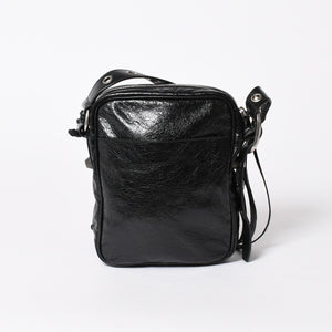 新品同様 BALENCIAGA バレンシアガ Le Cagole ル カゴール ショルダーバッグ ブラック 719065 中古 4a007216