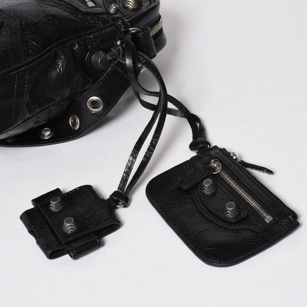 新品同様 BALENCIAGA バレンシアガ Le Cagole ル カゴール ショルダーバッグ ブラック 719065 中古 4a007216