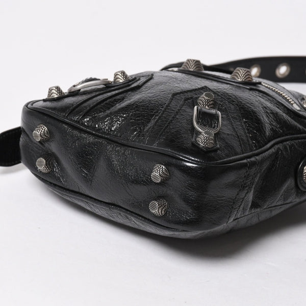 新品同様 BALENCIAGA バレンシアガ Le Cagole ル カゴール ショルダーバッグ ブラック 719065 中古 4a007216