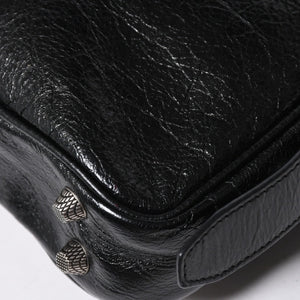 新品同様 BALENCIAGA バレンシアガ Le Cagole ル カゴール ショルダーバッグ ブラック 719065 中古 4a007216