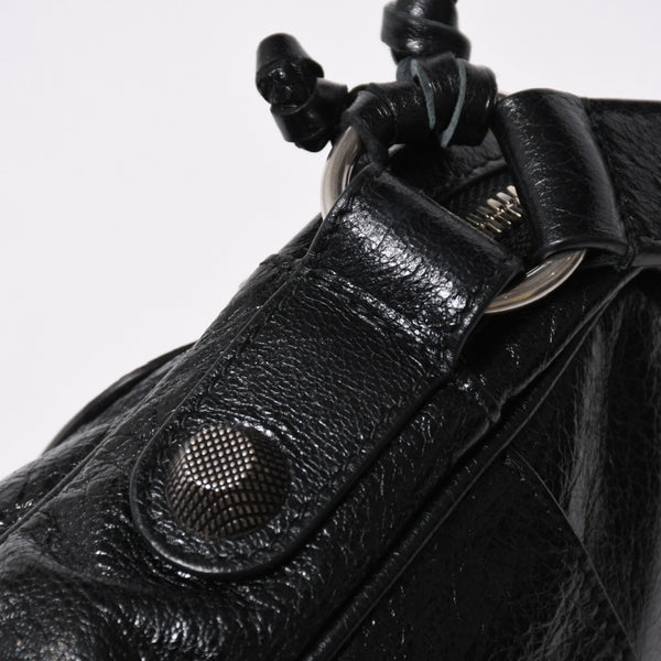 新品同様 BALENCIAGA バレンシアガ Le Cagole ル カゴール ショルダーバッグ ブラック 719065 中古 4a007216