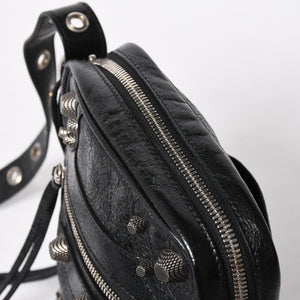 新品同様 BALENCIAGA バレンシアガ Le Cagole ル カゴール ショルダーバッグ ブラック 719065 中古 4a007216
