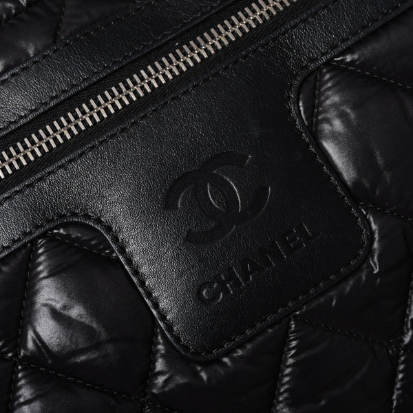 Very Good Condition CHANEL Chanel Coco Cocoon Small Tote Handbag A48610 No. 16 Coco Mark Black Silver Hardware Used 4a002953