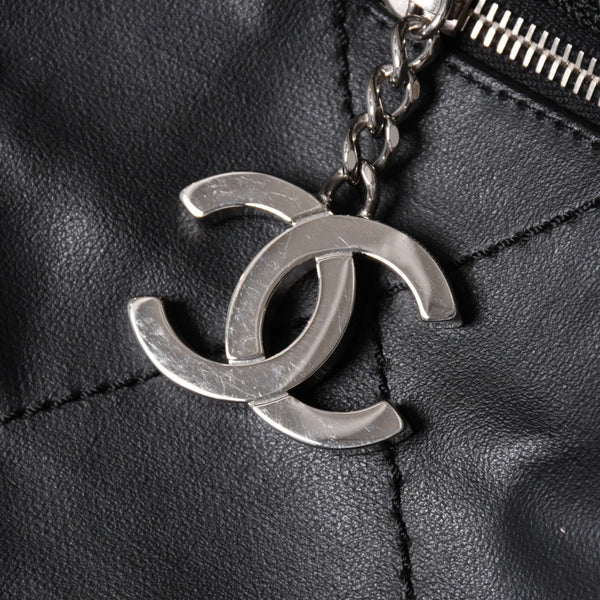 Very Good Condition CHANEL Tote Bag Bali Biarritz Tote TGM No. 11 Black Coated Canvas Leather Silver Hardware Used 4a002884