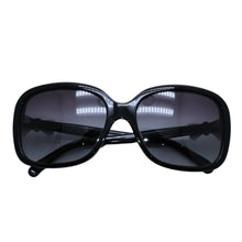 Load image into Gallery viewer, CHANEL シャネル リボンモチーフサングラス キャットアイ バタフライ風 ココマーク ホワイトリボン ブラックフレーム Y2K 5170-A c501/3C 美品 中古 4a002966