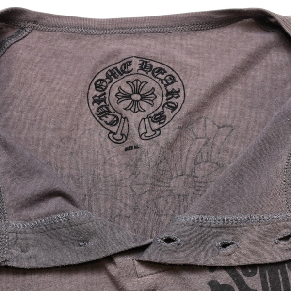CHROME HEARTS クロムハーツ ヘンリーネック 7部袖Tシャツ サイズXL ヴァインダガー セメタリークロス サンドグレー 美品 中古 4a003160