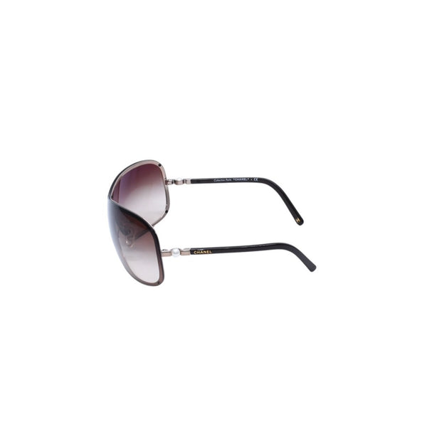 新品未使用 CHANEL シャネル シールド サングラス アイウェア 4170-H c.304/3B ココマーク フェイクパール Collection Perle 中古 4a002988