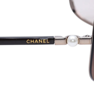 新品未使用 CHANEL シャネル シールド サングラス アイウェア 4170-H c.304/3B ココマーク フェイクパール Collection Perle 中古 4a002988