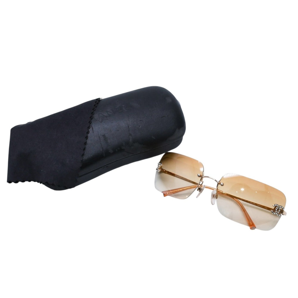 極美品 CHANEL シャネル リムレス サングラス アイウェア 4017-D c.125/56 サイズ62□17 120 ココマーク ラインストーン 中古 4a002991