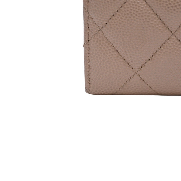 極美品 CHANEL シャネル クラシックジップカードケース 28番台 マトラッセ キャビアスキン ベージュ ココマーク CCマーク メタル ゴールド 中古 4a003002