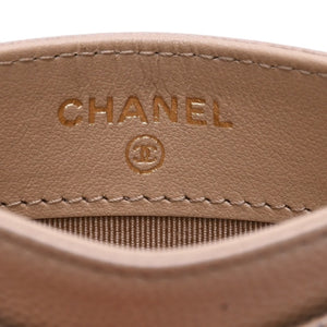 極美品 CHANEL シャネル クラシックジップカードケース 28番台 マトラッセ キャビアスキン ベージュ ココマーク CCマーク メタル ゴールド 中古 4a003002