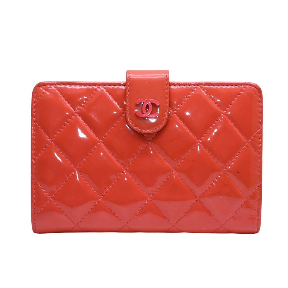CHANEL Matelasse Brilliant Patent Leather Bifold Medium Wallet No. 16 Quilted Coco Mark Wallet Enamel Orange Good Condition Used 4a002826