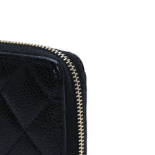 Load image into Gallery viewer, 極美品 CHANEL シャネル マトラッセ コインケース AP0216 キャビアスキン コインケース ブラック ゴールド金具 美品 中古 4a003000