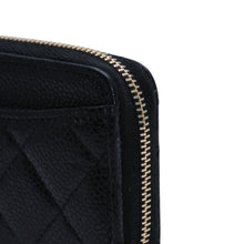 Load image into Gallery viewer, 極美品 CHANEL シャネル マトラッセ コインケース AP0216 キャビアスキン コインケース ブラック ゴールド金具 美品 中古 4a003000
