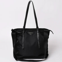Load image into Gallery viewer, 極美品 PRADA プラダ ナイロン ショルダーバッグ ブラック スタッズ 2WAY マットブラック 1BG212 中古 4a002425