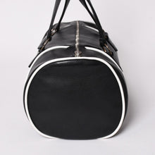 Load image into Gallery viewer, 極美品 CHROME HEARTS クロムハーツ DUFFLE BAG MINI ダッフルバッグ ハンドバッグ セメタリークロスパッチ ブラック グリーン レザー 中古 4a002898