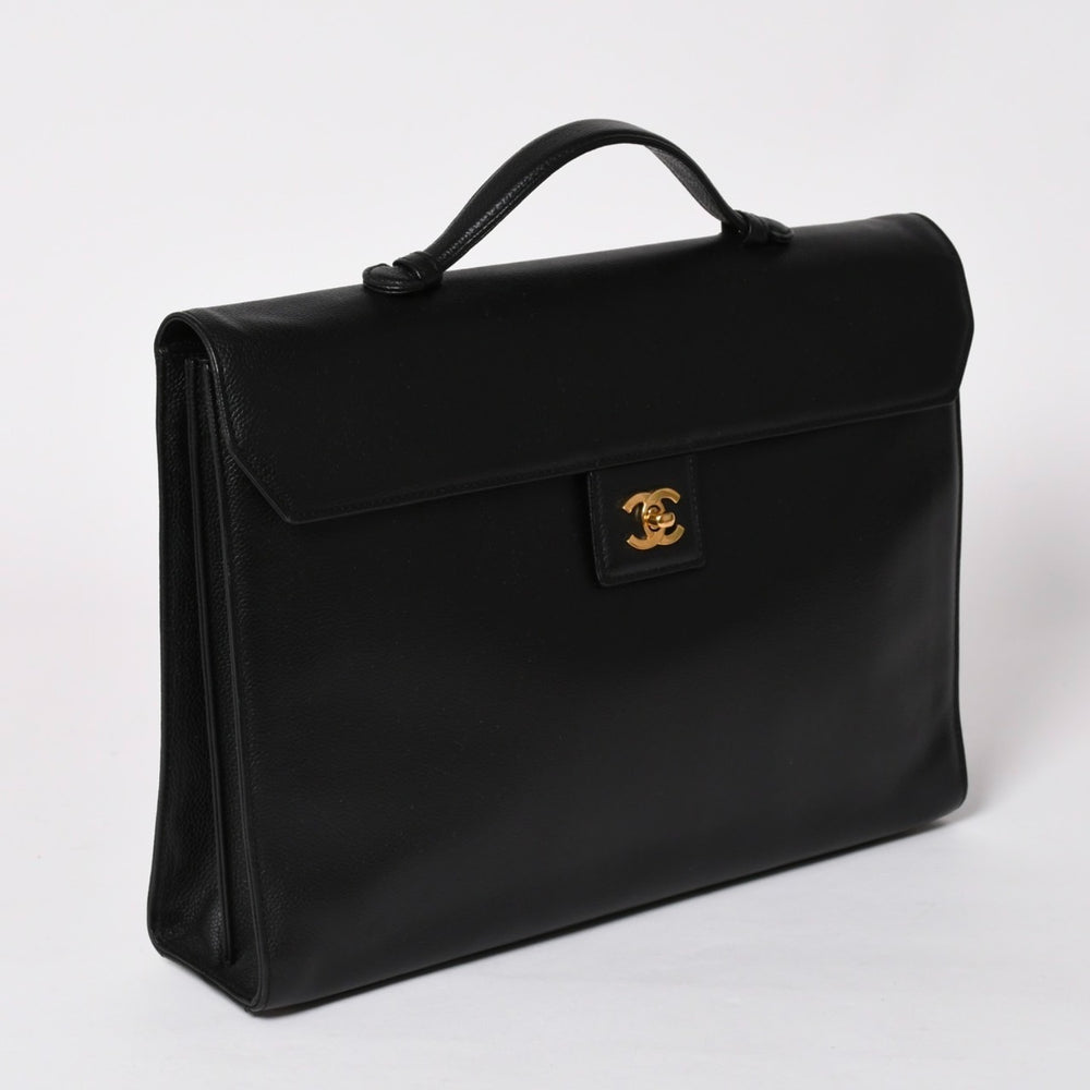 Very Good Condition CHANEL Chanel Briefcase Business Bag No. 5 Coco Mark Caviar Skin Black Gold Hardware Used 4a000811