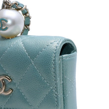 Load image into Gallery viewer, 新品未使用 CHANEL シャネル 21SS マトラッセ チェーンフラップ コインパース 小銭入れ AP2119 31番台 ココマーク キャビアスキン 中古 4a002383