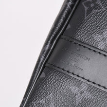 Load image into Gallery viewer, 新品同様 LOUIS VUITTON ルイヴィトン キーポル バンドリエール45 ボストンバッグ M40569 モノグラム エクリプス ブラック 中古 4a003078